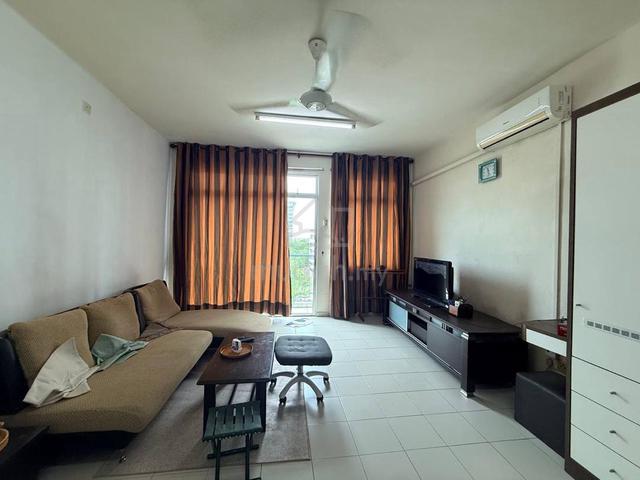 Akademik Suite 1