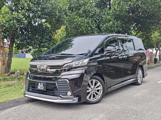 ON THE ROAD 2016 Toyota VELLFIRE 2.5 GOLDEN EYES - 2