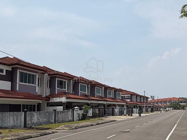 Double Storey Terrace Corner Lot For Sale Taman Merdang Gayam 1
