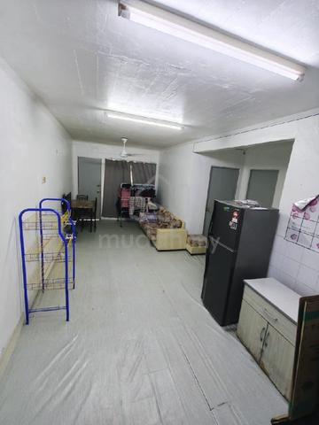 Bilik sewa perempuan apartment permata perda 1