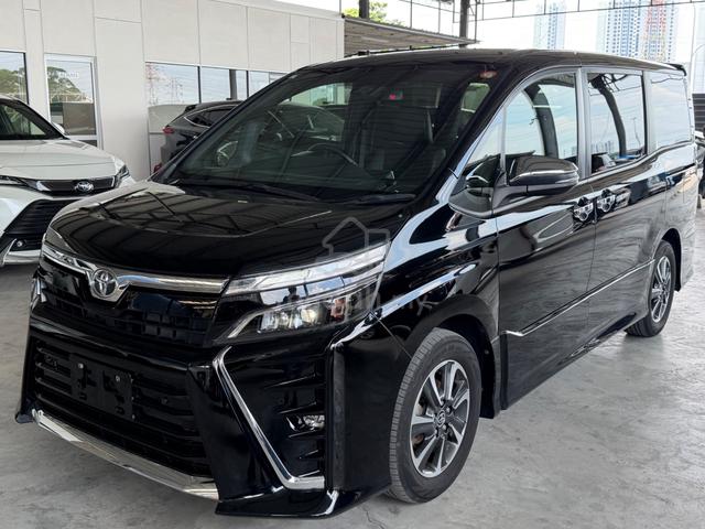 2021 Toyota VOXY 2.0 ZS KIRAMEKI III (Unreg) - 1