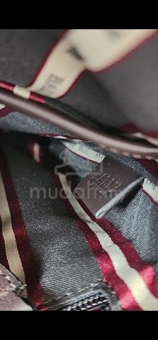 Carousel Image Selected