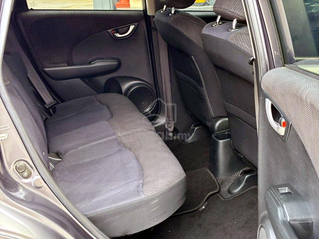 2014 Honda Jazz 1.3 A Hybrid Facelift - 5