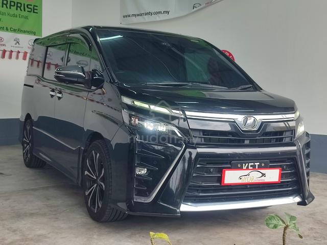 2019 / 2024 Toyota VOXY 2.0 X (A) - 1