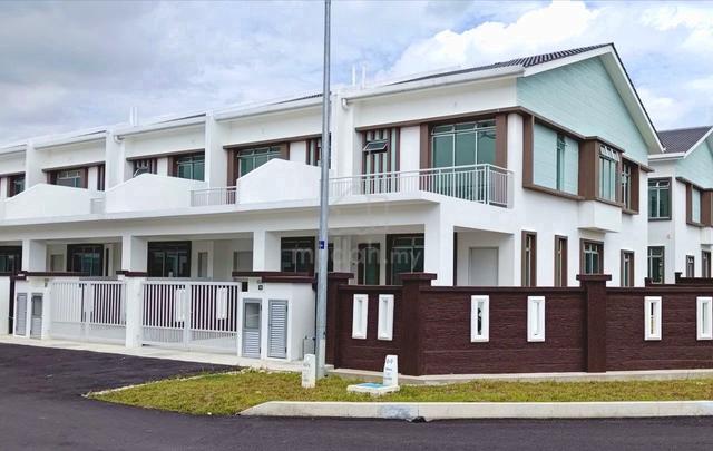[18*77] Saujana Klia Double Storey Beside Cyberjaya 1