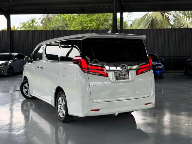 2023 Toyota ALPHARD 2.5 X SPEC 2PD 8STR 132K KM - 2