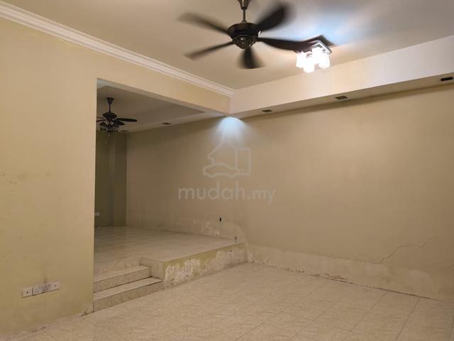 2 Sty terrace @ Palm walk, Sungai long, Freehold, Reno, Super Cheap 1