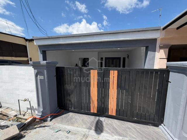 Taman Mas, Kulai, Fully Renovated, 1st house free stamp duty 100% Loan 1