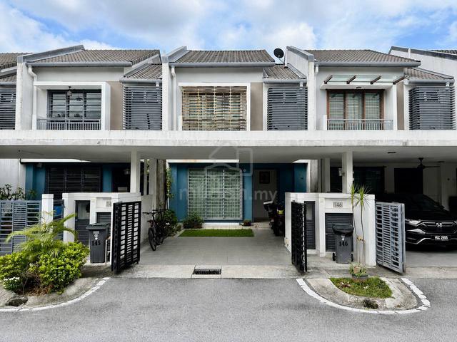 [FULLY FURNISHED] Double Storey Terrace @ Laman Mawar, Kota Seriemas 1