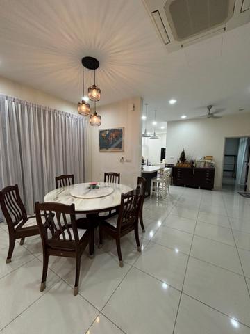FOR SALE- Kulai indahpura Raintree Residences@2 Storey Cluster House！ 2