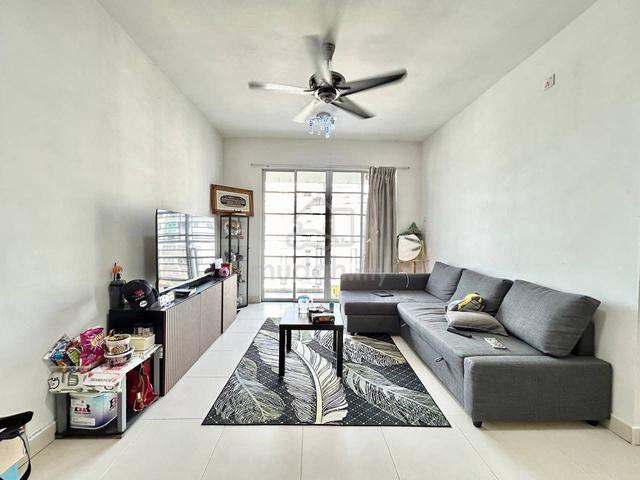 D'Larkin Residence 1