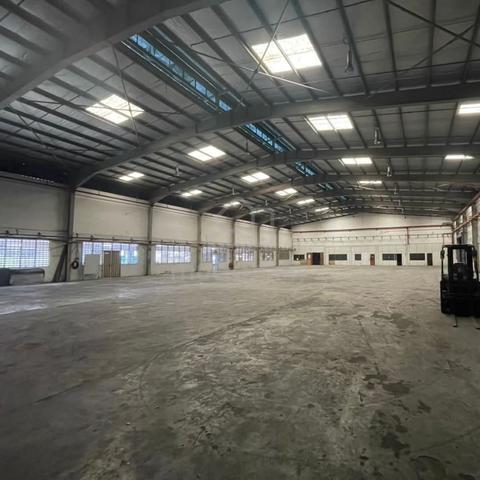 Warehouse + office , subang jaya , usj 1