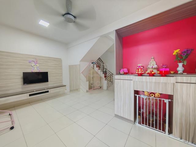 Senai Scientex Jaya double storey (full loan ) 1