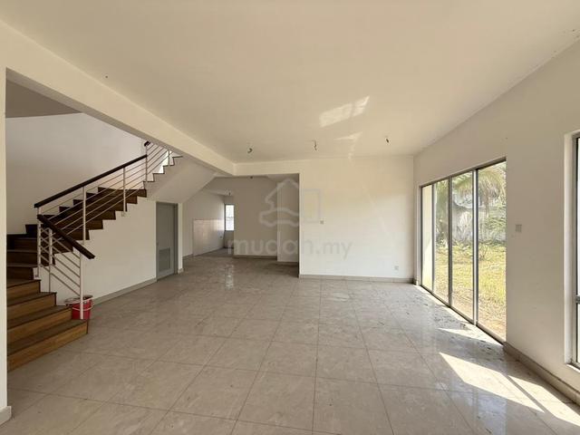 【Corner with huge land, facing North, bare unit】 Anggun 2 Semi D House 1