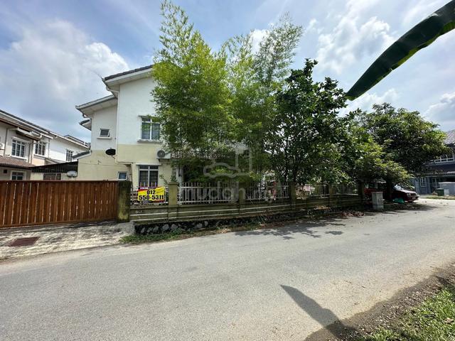 CORNER LOT Teres Dua Tingkat Bandar Seri Putra, Bangi Selangor 1