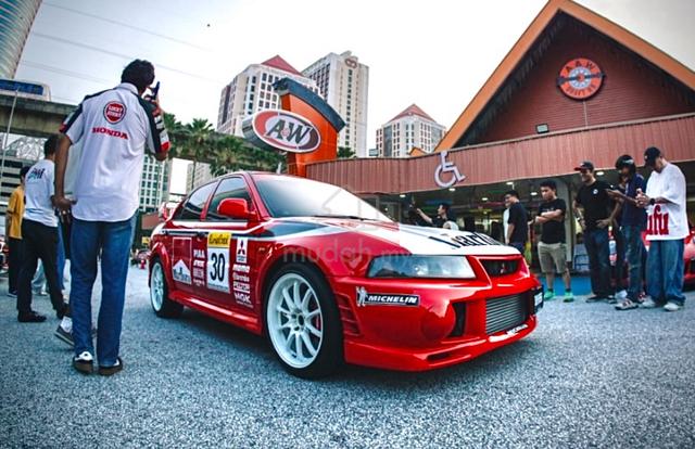 Mitsubishi Lancer Evolution 6 / VI - 1