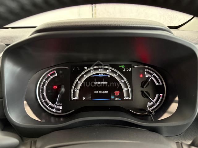 2025 Toyota INNOVA ZENIX  2.0 V  Demo Unit Auto - 5