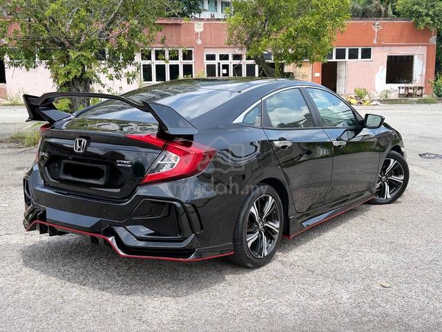2018 Honda CIVIC 1.5 TC-PREMIUM ONE OWNER - 3