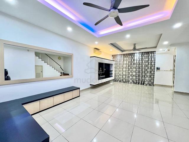 Freehold 3715sqft 3-storey Superlink CASSIA GARDEN Residence Cyberjaya 1