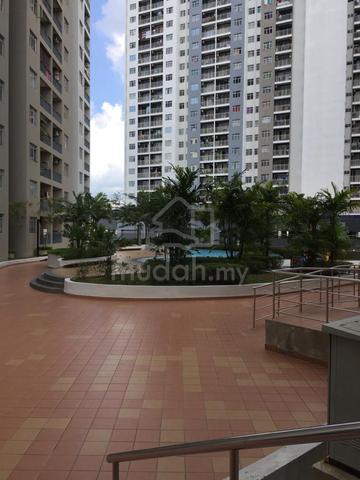 Partially Furnished Medium Room at Residensi Pandanmas For Rent 1