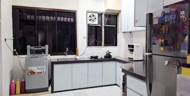 Vista Condominium 1