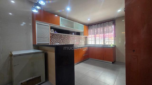 5 Bilik Fully Furnished Landed di U5 Subang BestariNego 1