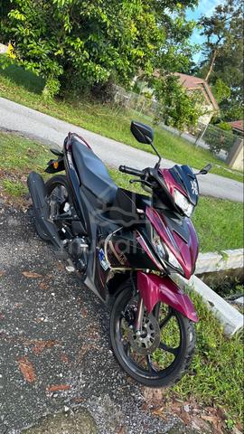 Yamaha lc v8 se ( red titan ) 2025 - photo 2 of 4