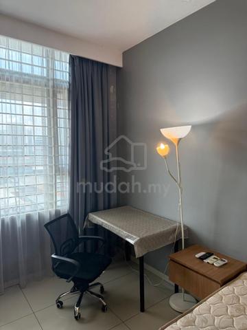Centrestage Designer Suite 1