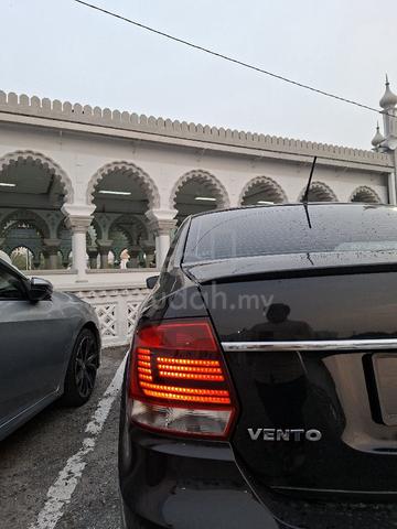 2019 Volkswagen VENTO 1.6 MPI Black - 5