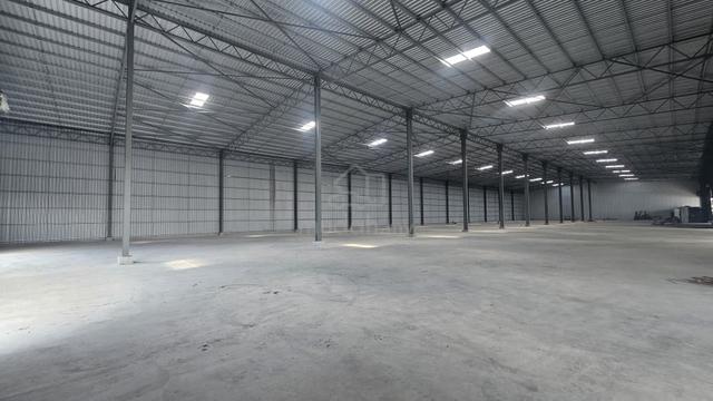 Butterworth 50,000 sqft Factory Warehouse for RENT , roadside 1