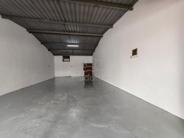 Bandar Saujana Putra Jenjarom Single Storey Shop next to BSP Skypark 1