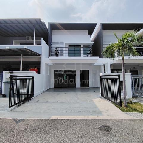 Refurbished Double storey terrace Peony bandar springhill Port Dickson 1
