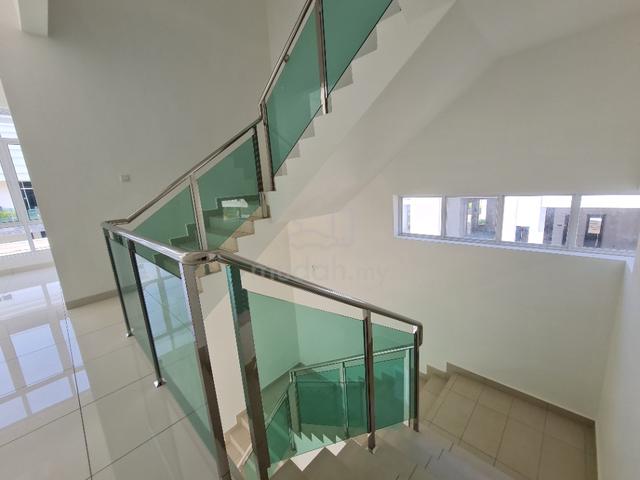 3 Storey Bungalow Taman Lembah Permai 5608'sf | Direct Developer 5