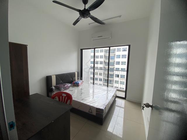 (Female) Residensi Hijauan Shah Alam Balcony Room For Rent 1