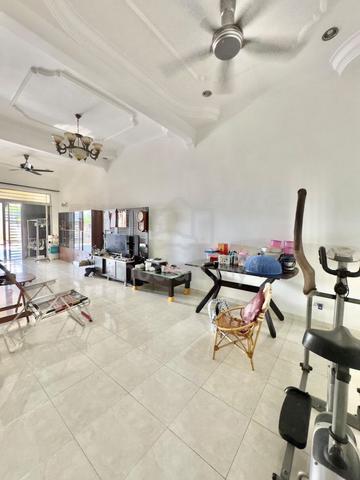 Taman Nusa Bestari 2/ Skudai/ 1-storey Terrace/ Near Bukit Indah 1