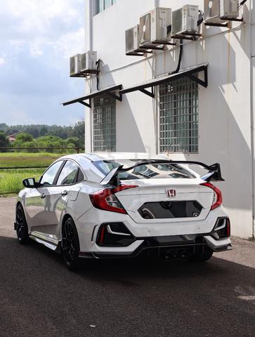 2018 Honda CIVIC 1.5 TC-PREMIUM (A) - 4