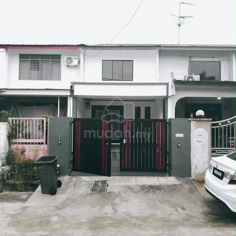 Taman Johor Jaya / Johor Bahru / Johor 1