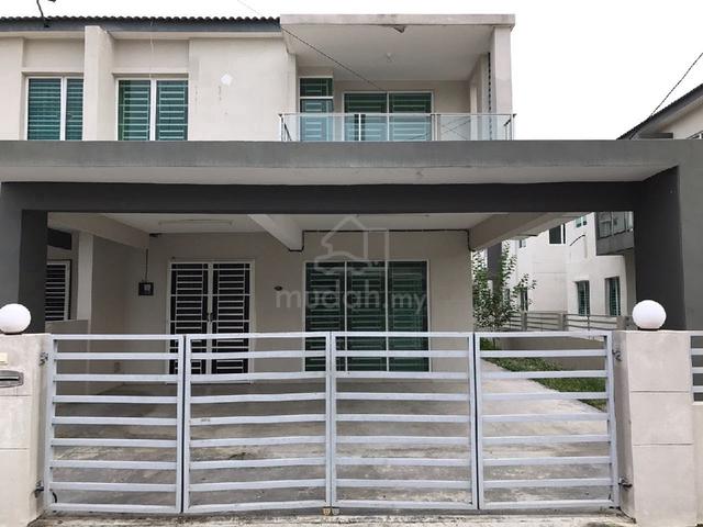 Rooms with 2 single beds/queensize bed/1 single bed available 1