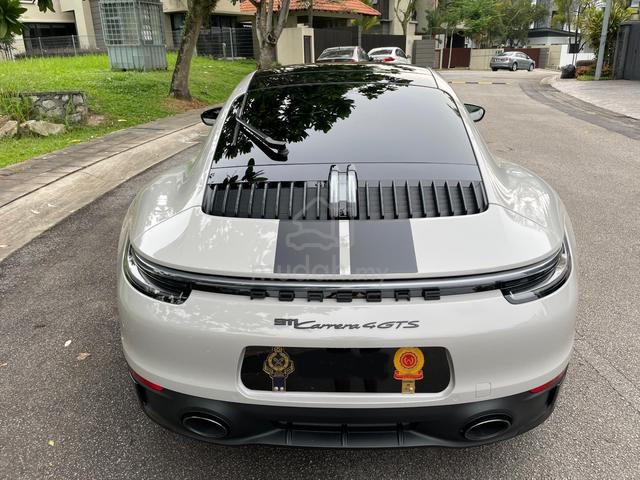 Porsche 911 CARRERA 4 GTS 3.0 (A) - 3