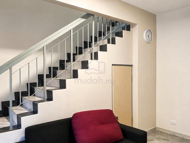 Bandar Puchong Jaya 2 Storey Terrace House KITCHEN CABINET AIRCONDS 1