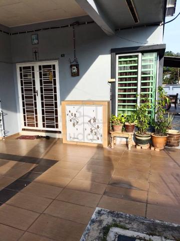 3200sq.ft Big Car Pouch Single Storey Semi-D Krubong Utama Cheng 1