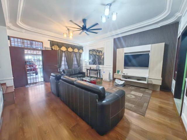Fully RENO Cantik Hot Area @ Areca Green Setia Tropika Johor Bahru ! 3