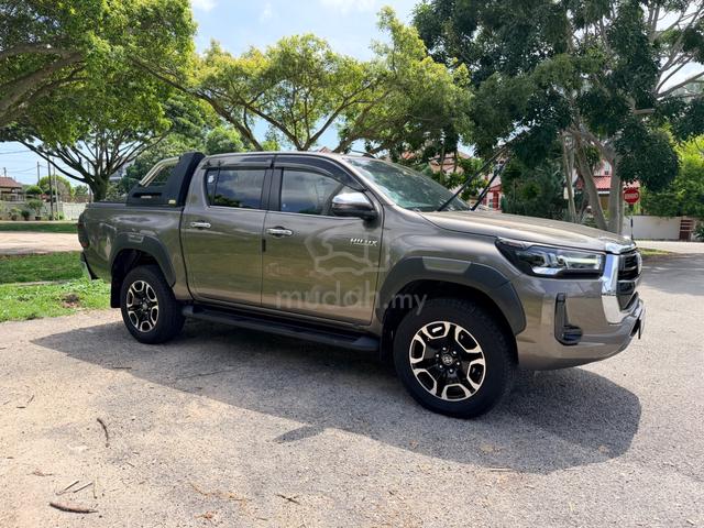 Toyota HILUX 2.4 V DOUBLE CAB 4X4 (A)-22 - 3