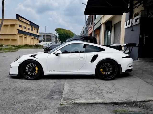 2016 Porsche 911 4.0 GT3 RS (PDK) - 2