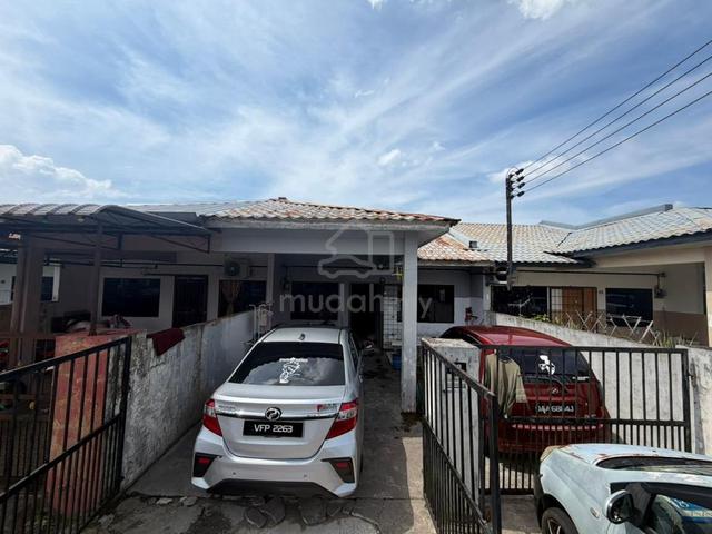 Single Storey Intermediate Terrace at Taman Desa Ilmu Kota Samarahan 1
