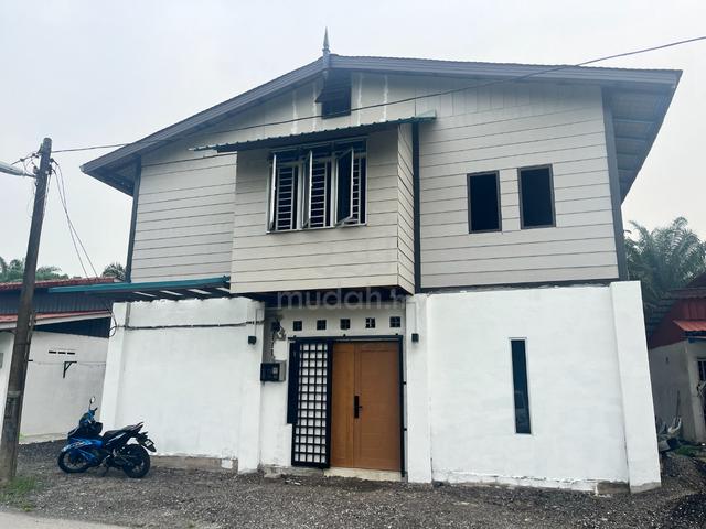 Hostel Lelaki di Kg Lembah Paya, Salak, KLIA Sepang (F1 Sepang) 1