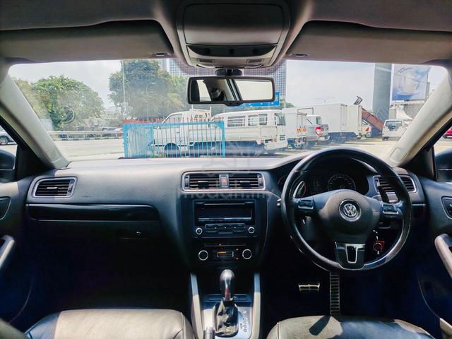 2011 Volkswagen JETTA 1.4 (A) MACAM KERETA BARU - 5