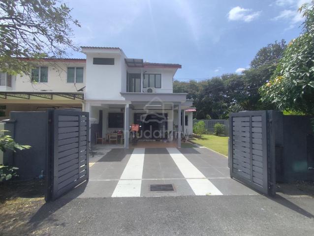 CORNER LOT 2 Storey Terrace RENOVATED EXTENDED in PU8 Puchong Utama 1