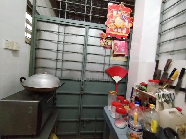 taman puchong tekali landed house sell below market 1