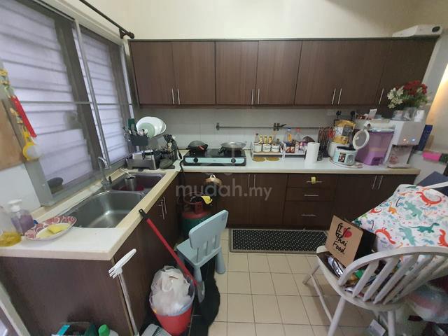 22x70 KITCHEN CABINET 2 Storey PUJ 7 Taman Puncak Jalil Seri Kembangan 1